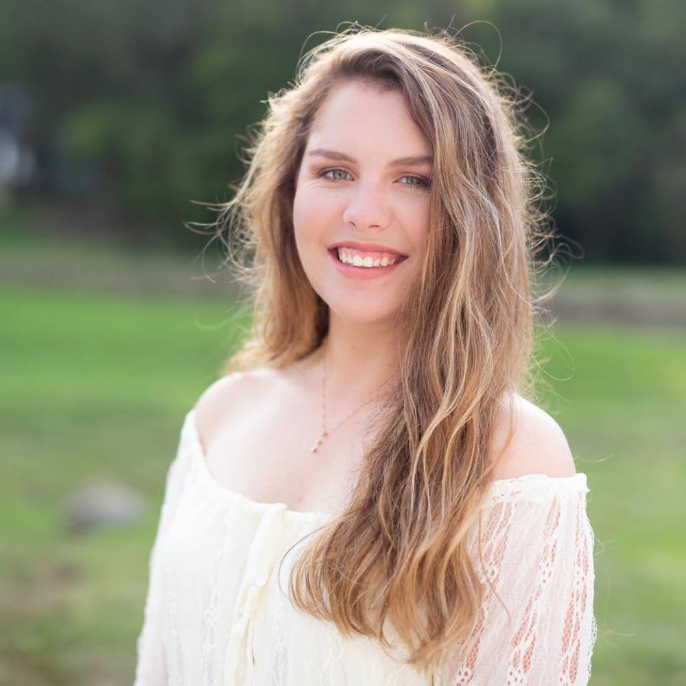 Meet your Posher, Jobeth